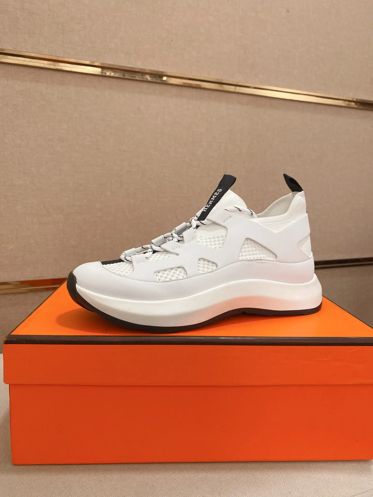 Men's clothing and shoes💰: 660💰《HERMES》【Classic Original Version】Hermès; Top 🔝 Purchasing Agency 🔍🔍Men’s latest 🇺🇸 counters are on sale simultaneously, original imported from Italy ▲▲Silk cowhide with breathable fabric ▲▲ (high-end and expensive Qi·Grade) Exquisite workmanship (Italian 🇮🇹Imported water-dyed 🐂cowhide lining) Sole: Original sole provided by the original factory, ⚠️Exclusive double-layer activity·TPR·Rubber·Combined molded outsole; Super·comfortable·wear-resistant·non-slip·environmental protection The real thing is more beautiful when photographed (high quality, following orders). You can enter and leave the counter at will * Number of yards: 38·39·40·41·42·43·44·45